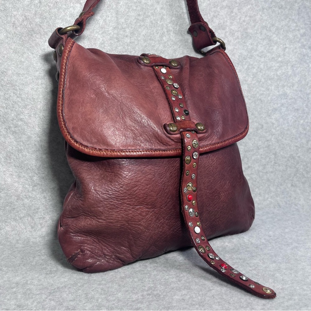 Campomaggi Cognac Leather Saddle Bag Distressed Crossbody Studs Teodorano Italy